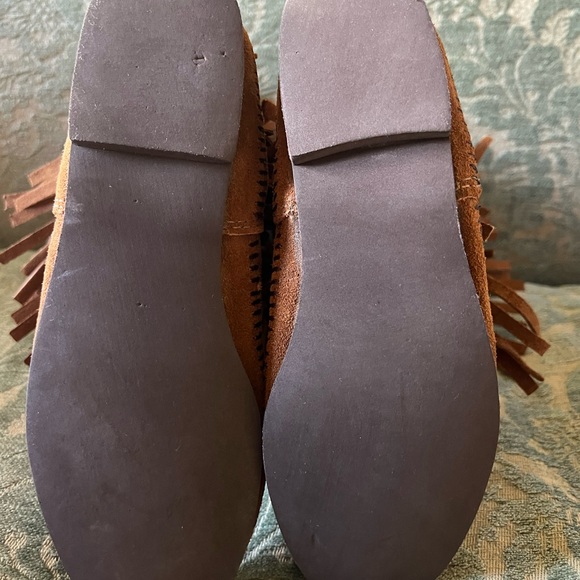 Suede fringe boots never worn size 8 - Picture 2 of 2